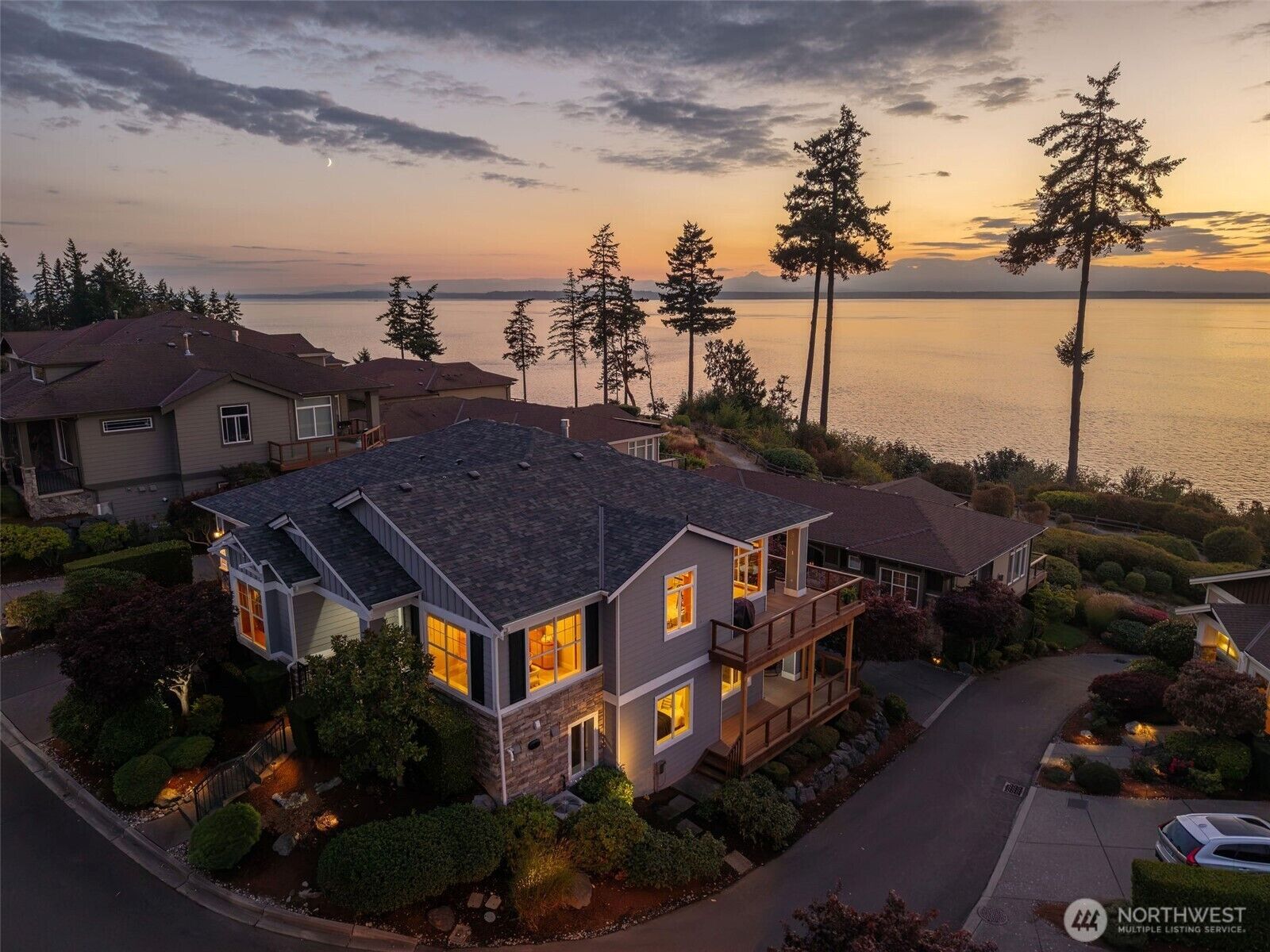 Property Photo: 6652 Waterton Circle WA 98275