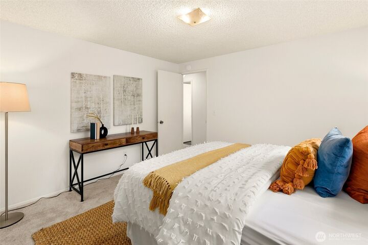 Property Photo:  2418  74th Street SE  WA 98203 