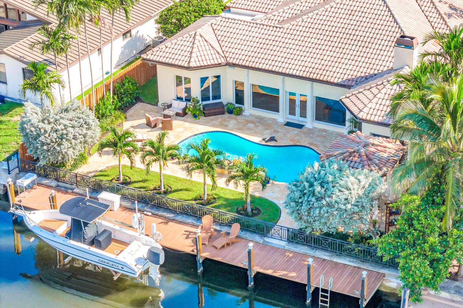 Property Photo: 2507 Barcelona Drive FL 33301