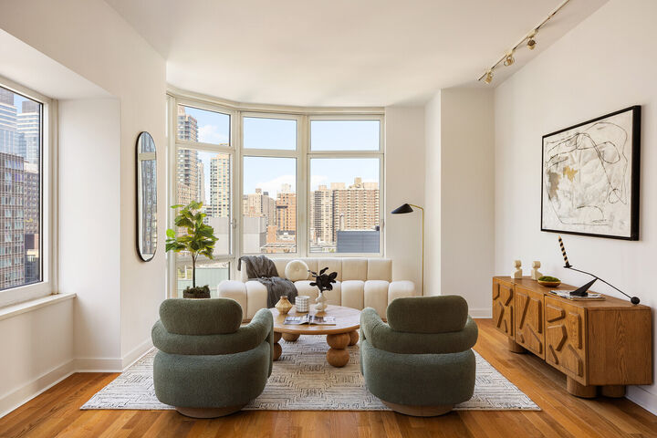 Property Photo:  555 W 59th Street 17B  NY 10019 