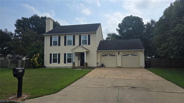 Property Photo: 828 Helmsdale Way VA 23320