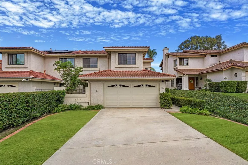 Property Photo: 835 Summersong Court CA 92024