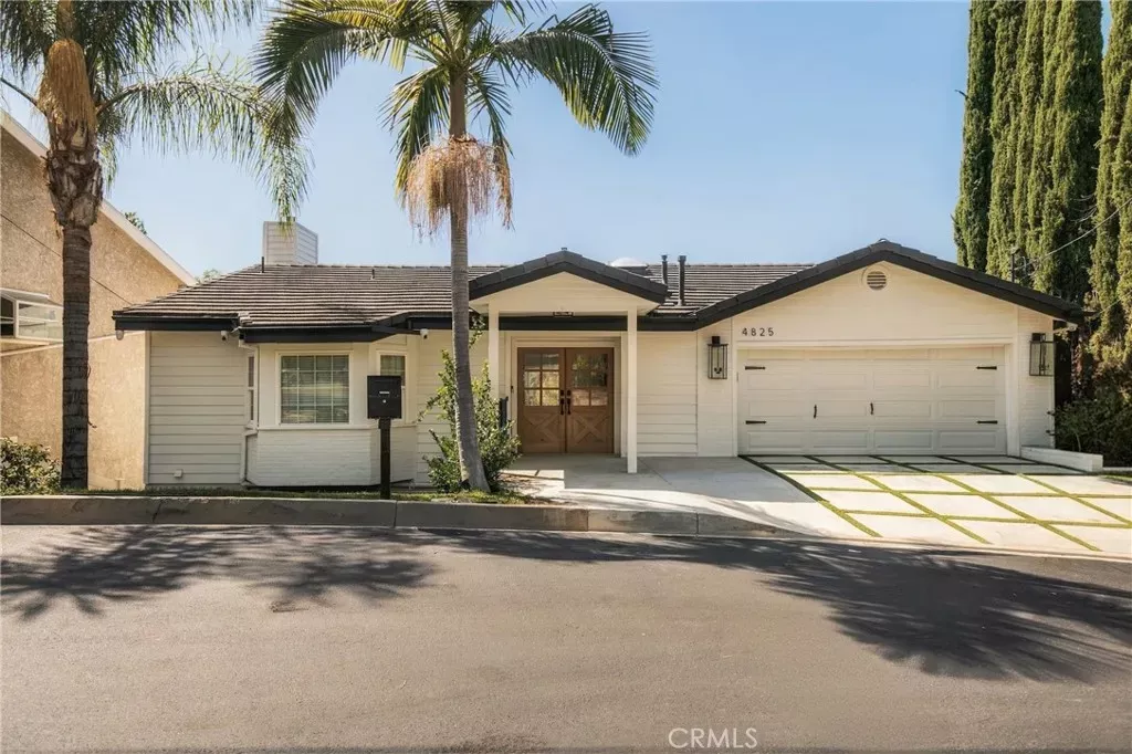 Property Photo:  4825 Galendo Street  CA 91364 