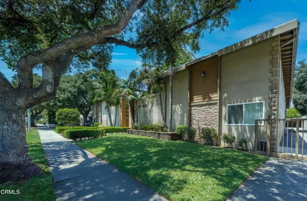 Property Photo:  761 E Orange Grove Boulevard 4  CA 91104 