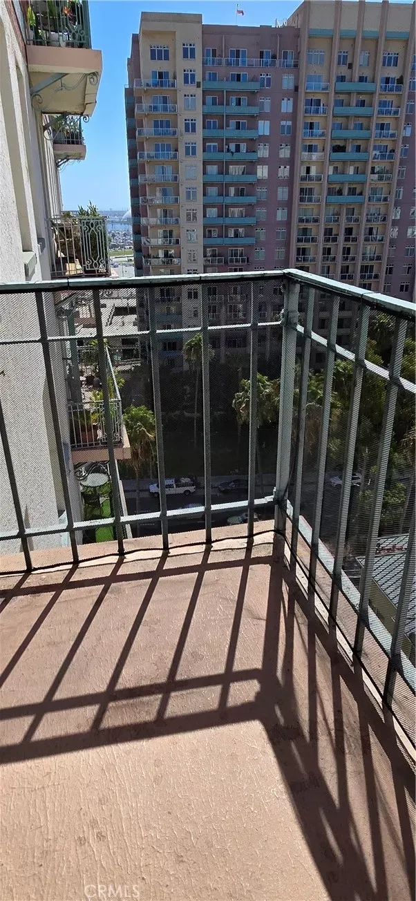 Property Photo:  455 E Ocean Boulevard 1106  CA 90802 