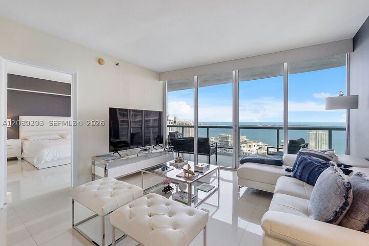 Property Photo: 465 Brickell Ave 3905 FL 33131