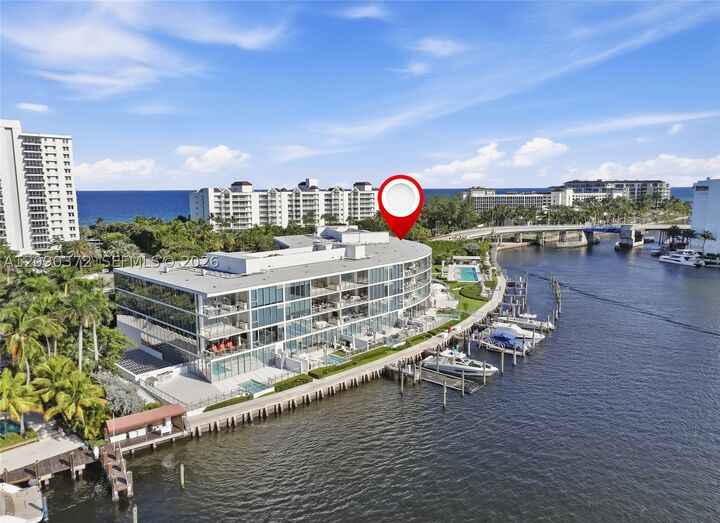 Property Photo: 725 S Ocean Blvd 105 FL 33432