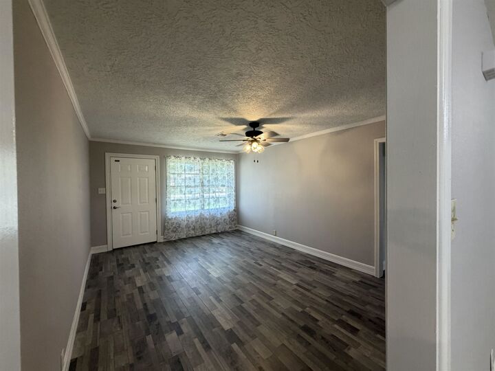Property Photo:  6321 Dave St  TX 77619 