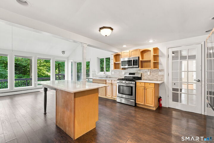 Property Photo: 132 Laurel Street CT 06074