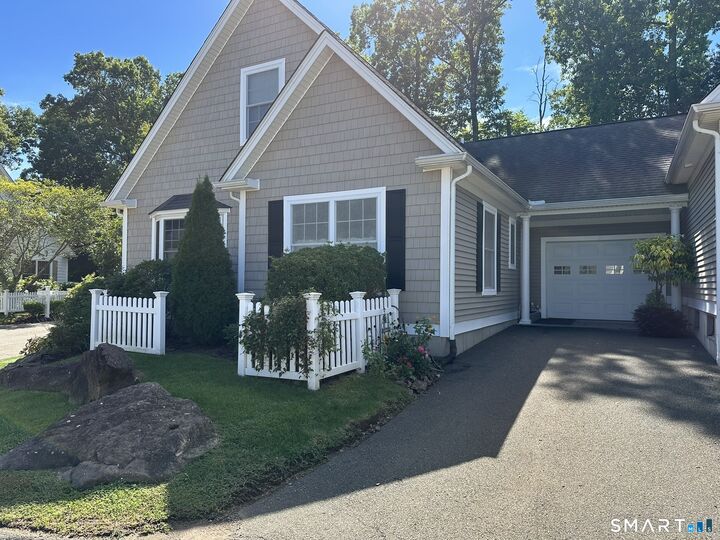 Property Photo: 62 Allison Way 62 CT 06512