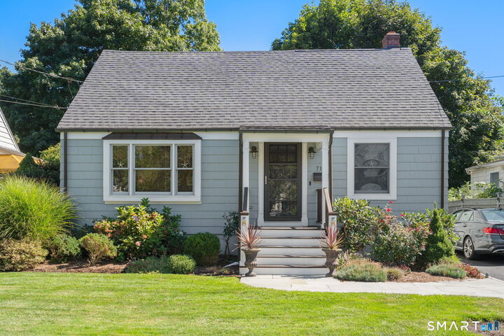 Property Photo:  717 Riverside Drive  CT 06824 