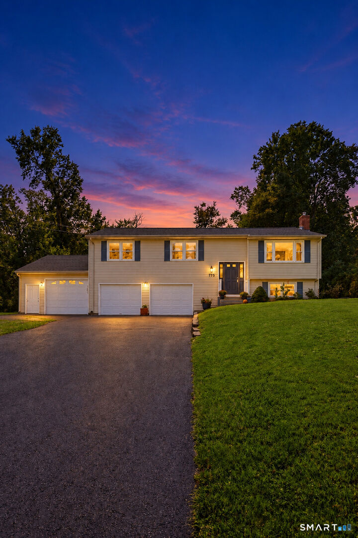 Property Photo: 775 Overhill Drive CT 06078