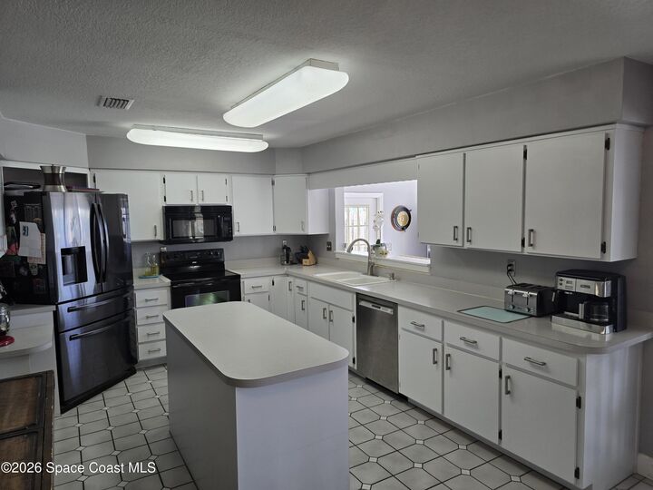 Property Photo:  1660 N Banana River Drive  FL 32952 