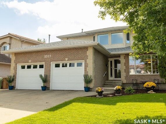 Property Photo: 5517 Leibel Crescent SK S4X 4G9