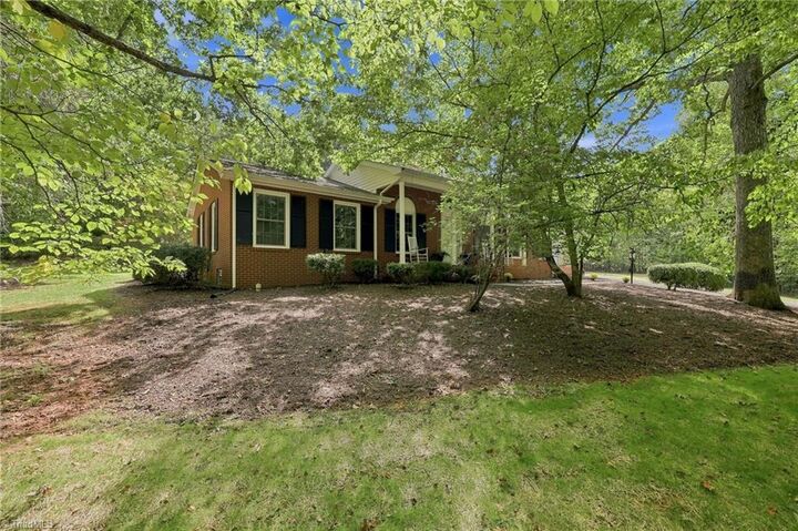 Property Photo:  2036 E Pine Street  NC 27030 