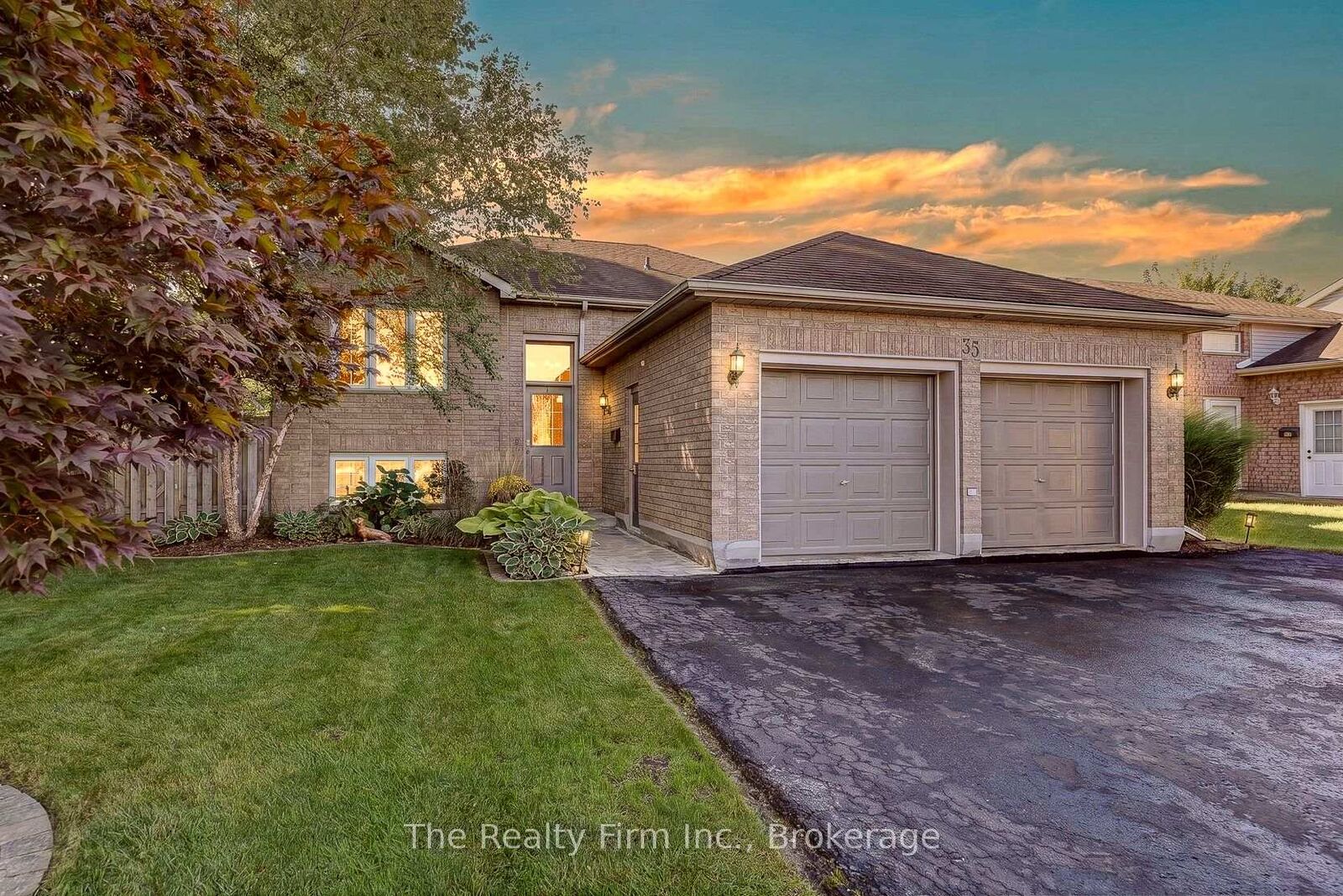 Property Photo:  35 Beech Boulevard  ON N4G 5R8 