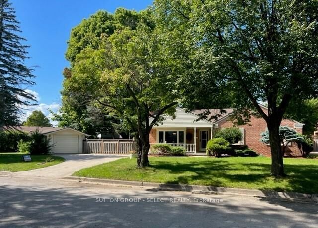 Property Photo: 6 Kirkton Court Upper ON N5X 1T2