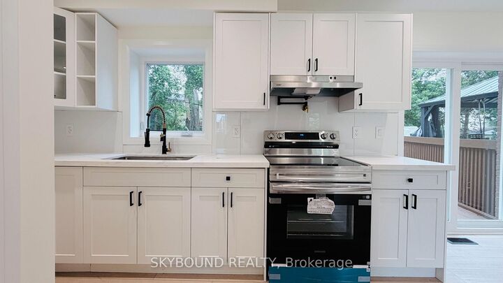Property Photo:  60 Chelwood Road Upper  ON M1K 2K8 