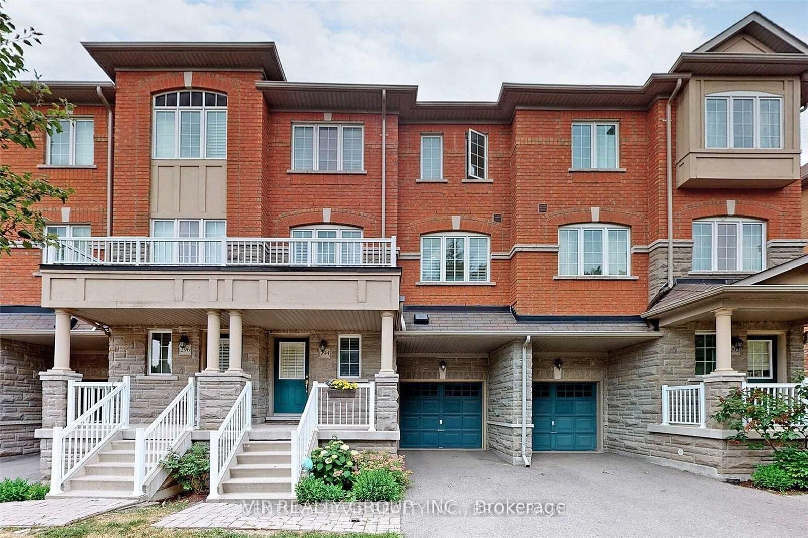 Property Photo:  294 Church Street S  ON L4C 9N4 