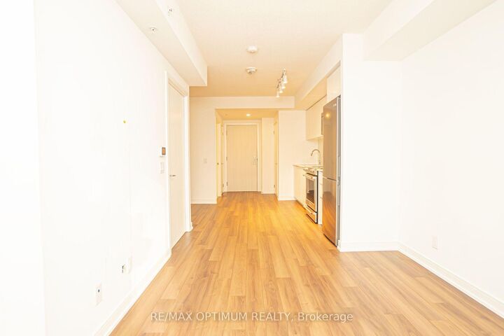 Property Photo:  30 Samuel Wood Way 209  ON M9B 0C9 