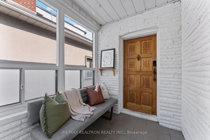 Property Photo:  41 Ashbury Avenue  ON M6E 1V6 
