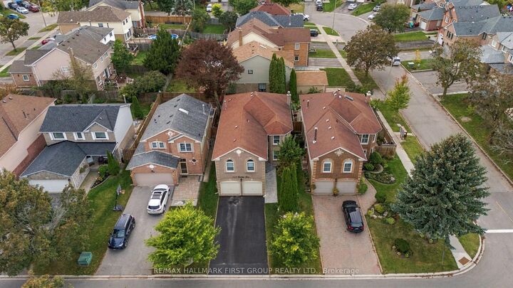 Property Photo:  1518 Rawlings Drive  ON L1V 5A5 
