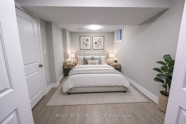Property Photo:  3551 Autumnleaf Crescent Lower  ON L5L 1K6 