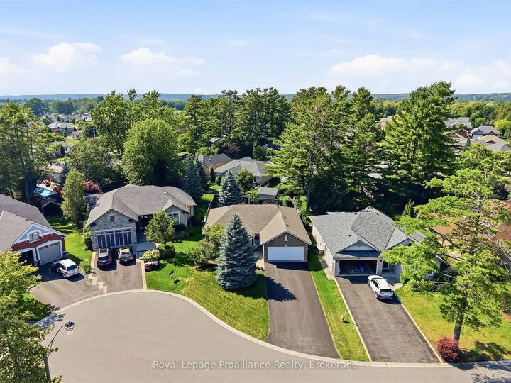 Property Photo:  4 Birch Court  ON K0K 1H0 