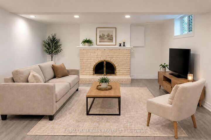Property Photo: 102 Murray Drive Bsmt ON L4G 2C5