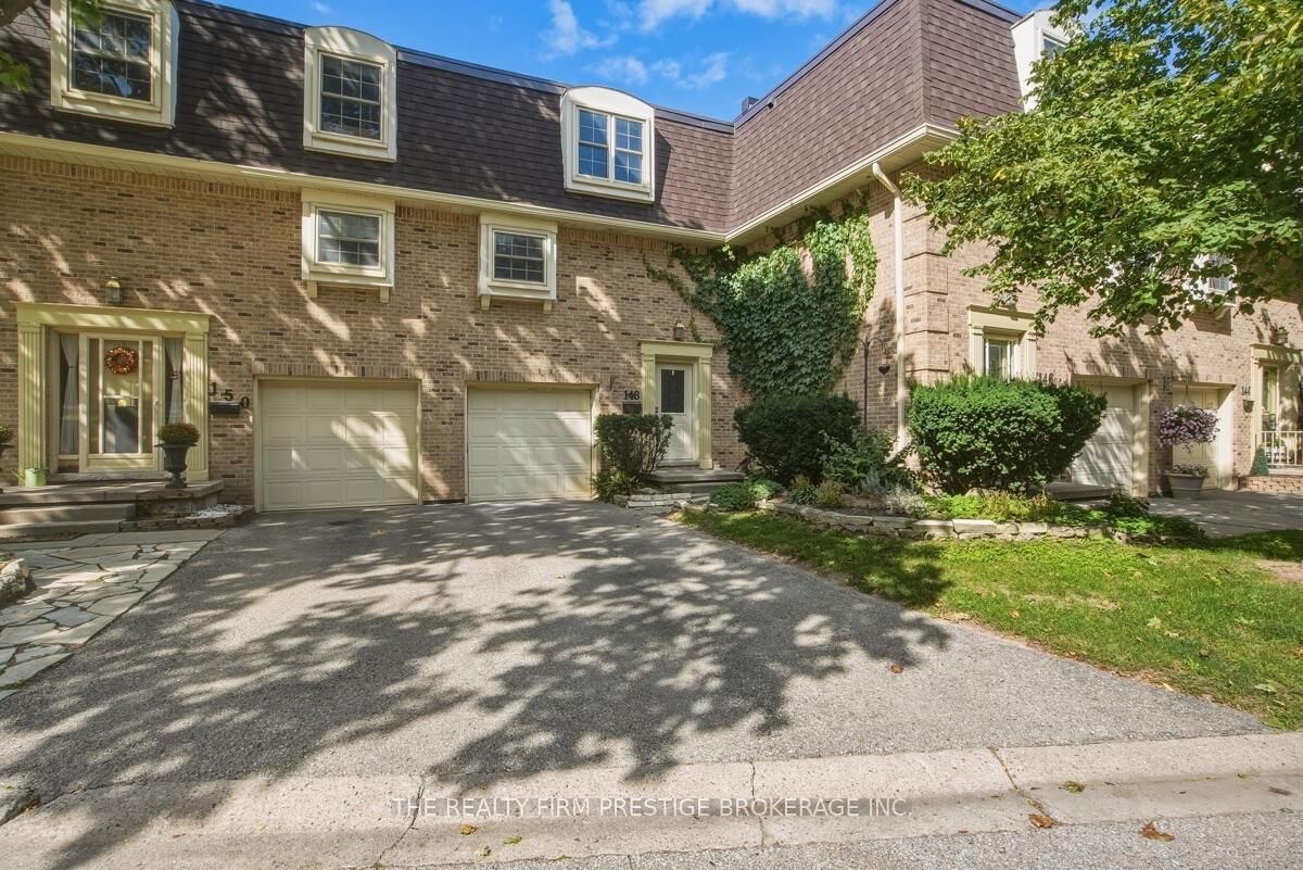 Property Photo:  900 Pond View Road 148  ON N5Z 4L7 