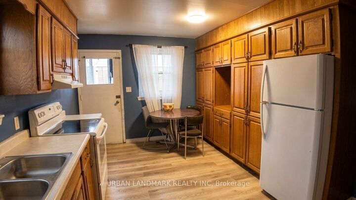 Property Photo:  329 Durham Court  ON L1J 1W8 