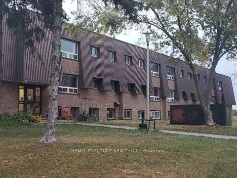 Property Photo:  260 Academy Street 205  ON K0K 1G0 