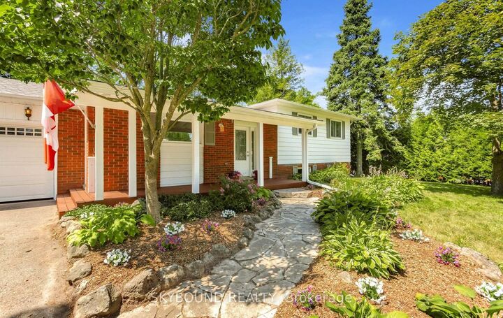 Property Photo:  9 Delerin Crescent  ON N0B 1T0 