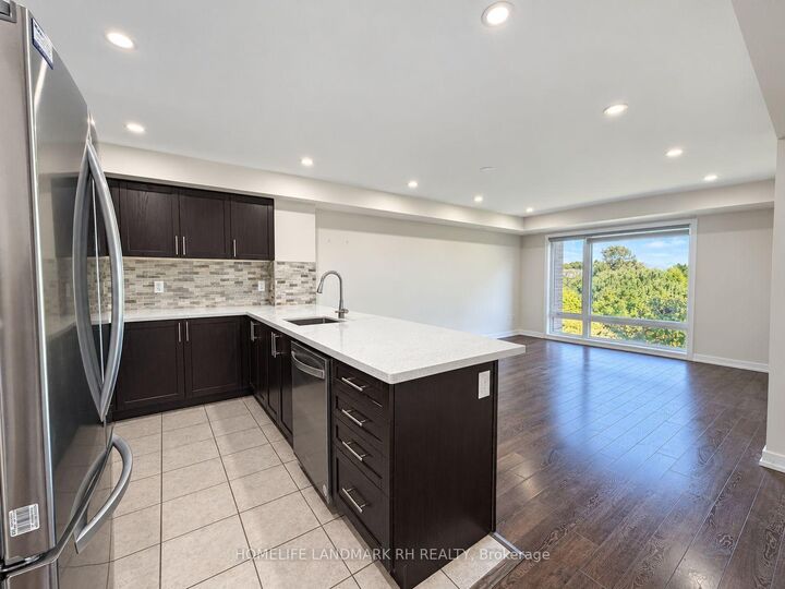 Property Photo: 1 Gable Hurst Way 2610 ON L6B 1N5