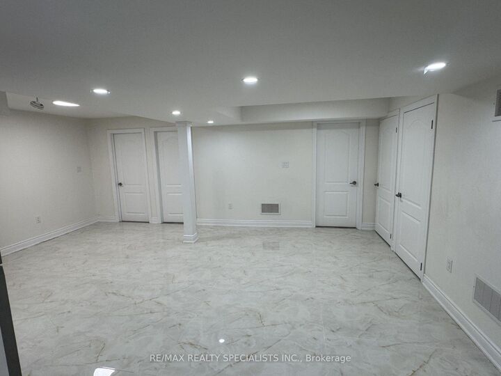 Property Photo: 7 Buttonwood (Basement) Road ON L6P 4J9