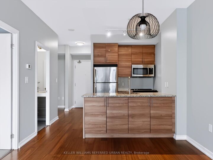 Property Photo: 70 Forest Manor Road 205 ON M2J 0A9
