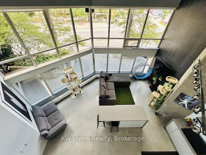 Property Photo:  66 Bay Street S 105  ON L8P 4Z6 
