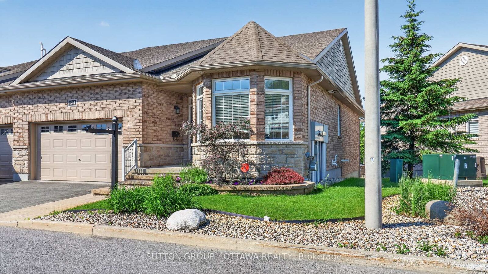 Property Photo:  104 Passageway Private  ON K2M 1H6 