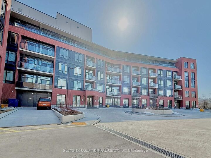 Property Photo:  1010 Dundas Street E 514  ON L1N 0L6 