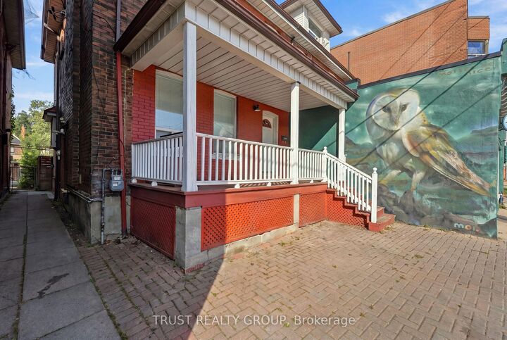 Property Photo:  2279 Dundas Street W 2nd &Amp 3rd Floor  ON M6R 1X6 