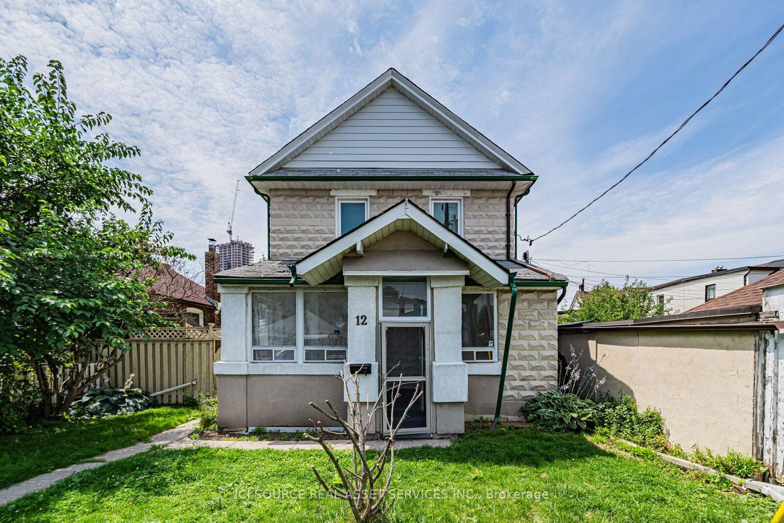 Property Photo:  12 Sibley Avenue Main &Amp Upper  ON M4C 5E7 