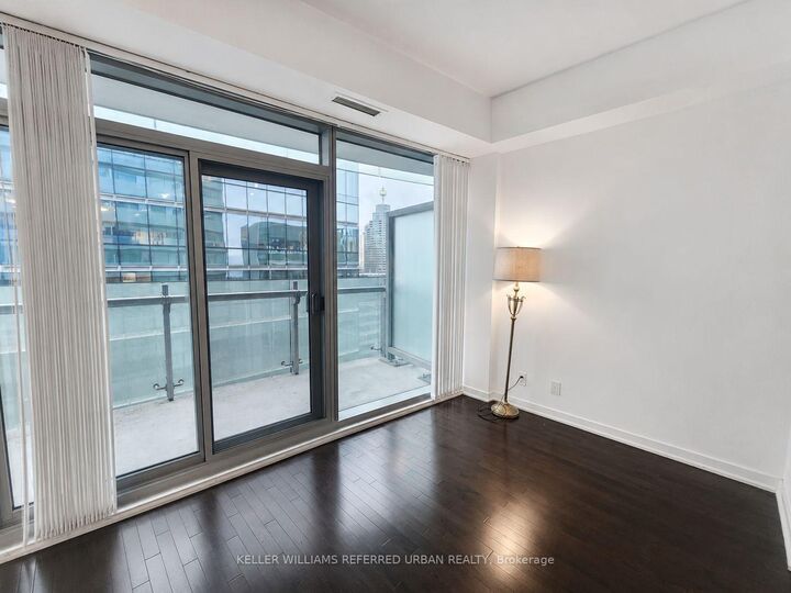 Property Photo:  14 York Street 4309  ON M5J 2Z2 