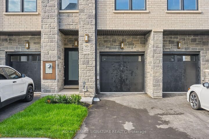 Property Photo:  6636 Clock Court 11  ON L5W 1N2 