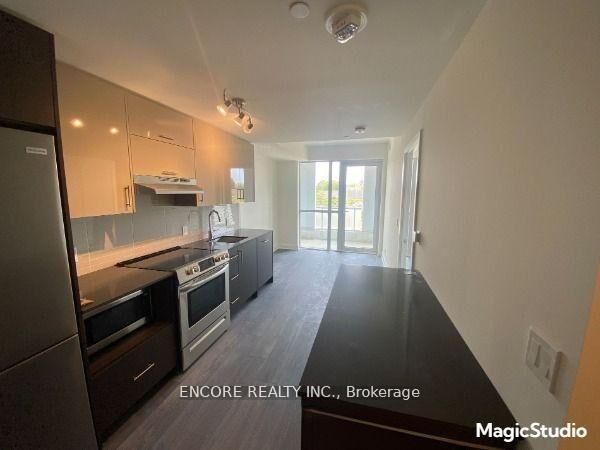Property Photo:  188 Fairview Mall Drive 222  ON M2J 0H7 
