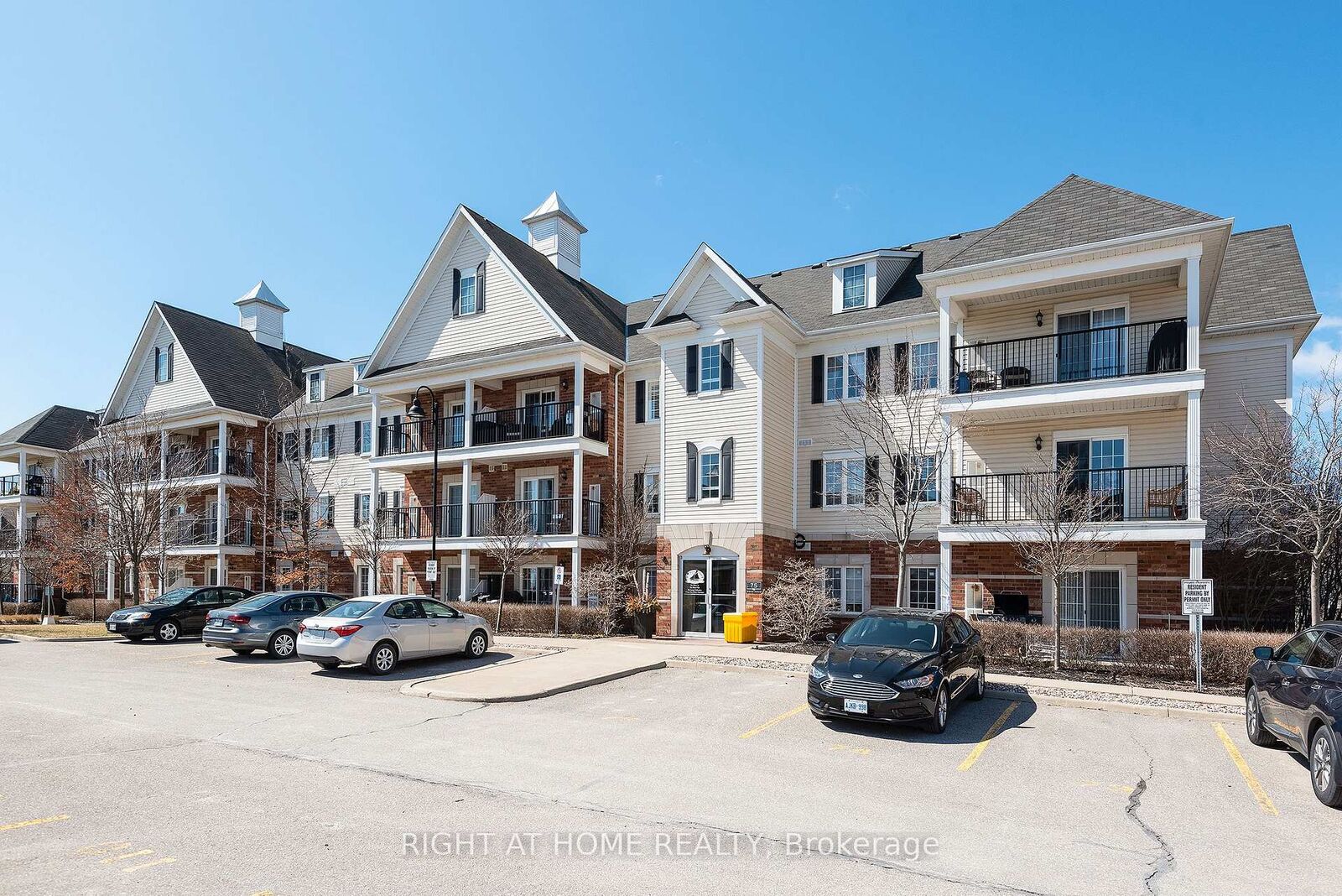 Property Photo:  75 Shipway Avenue 308  ON L1B 0B8 