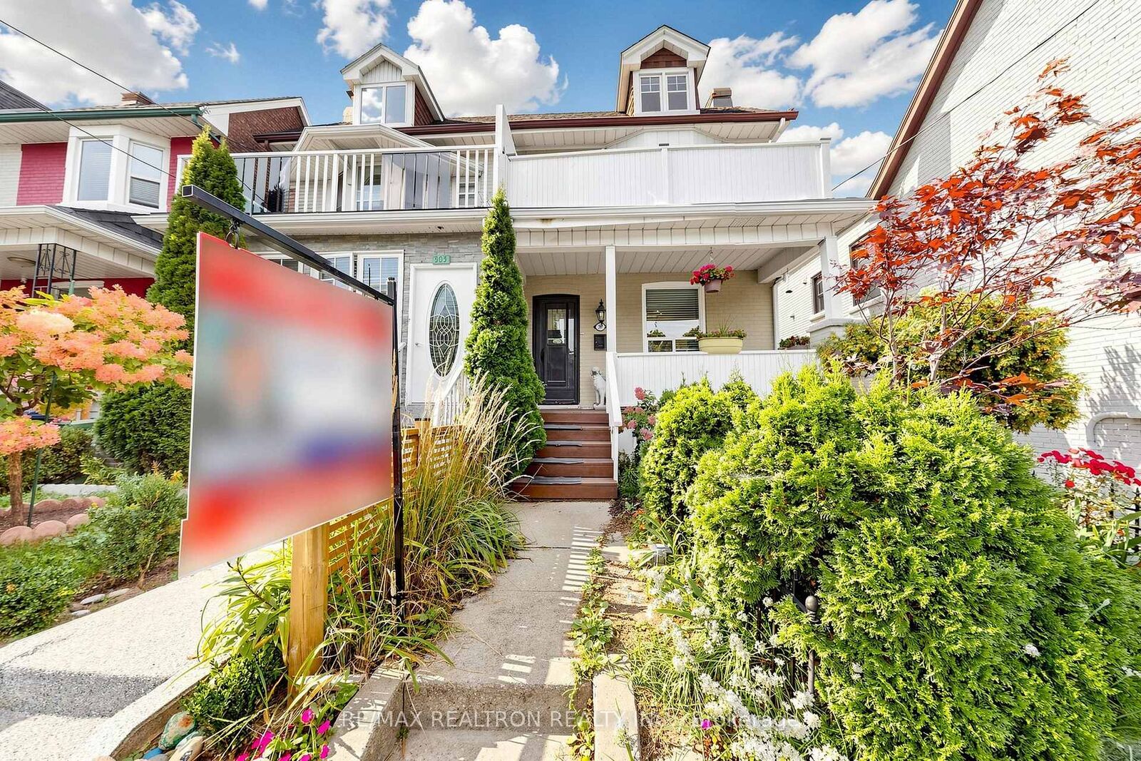 Property Photo:  501 Jones Avenue  ON M4J 3G8 