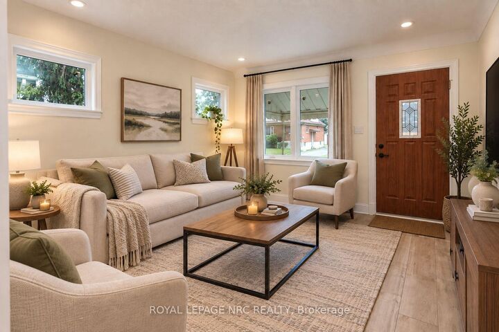 Property Photo:  301 Carlton Street  ON L2N 1C1 
