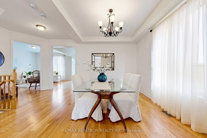 Property Photo:  165 Sharpe Crescent  ON L0G 1W0 