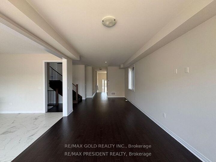 Property Photo:  98 Player Drive  ON N0B 1T0 