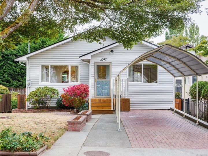 Property Photo:  3092 Albany St  BC V9A 1R5 